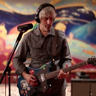 Live di Lee Randaldo registrato al teatro di San Costanzo, non ricordo l'anno.